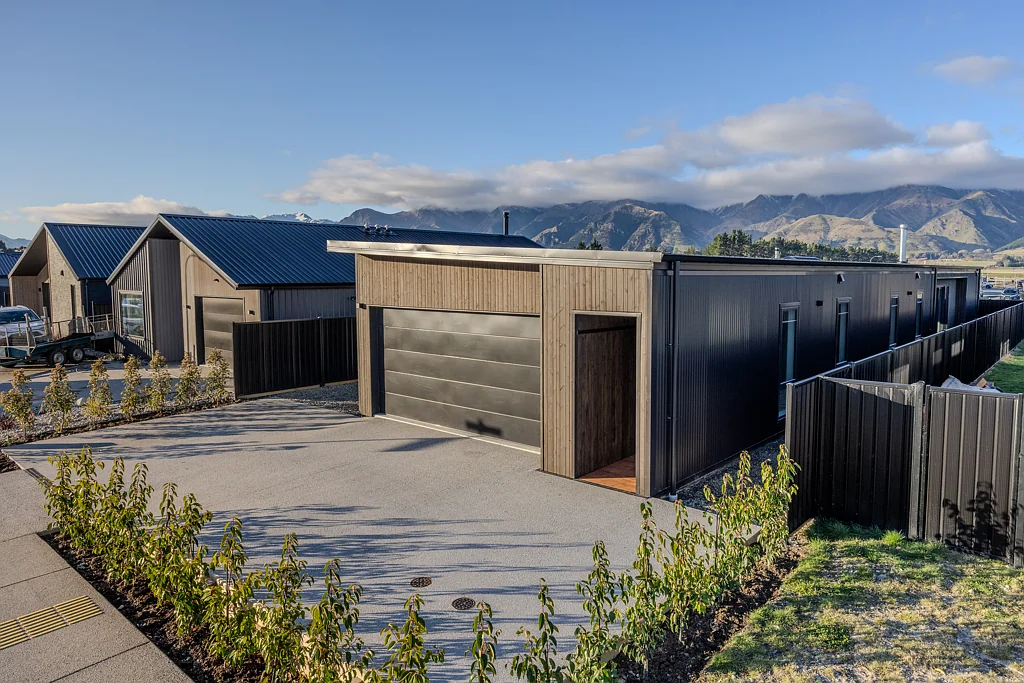 Lake Hawea 3部屋 Sunny, Stylish & Smart