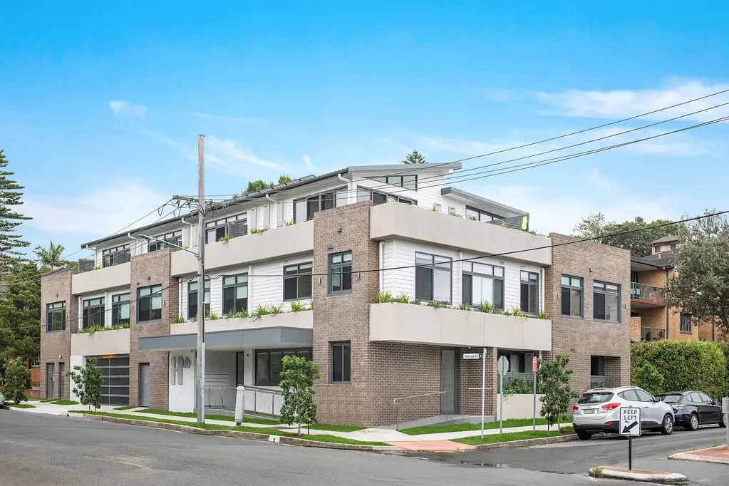 " Studio In The Heart Of Dee Why "