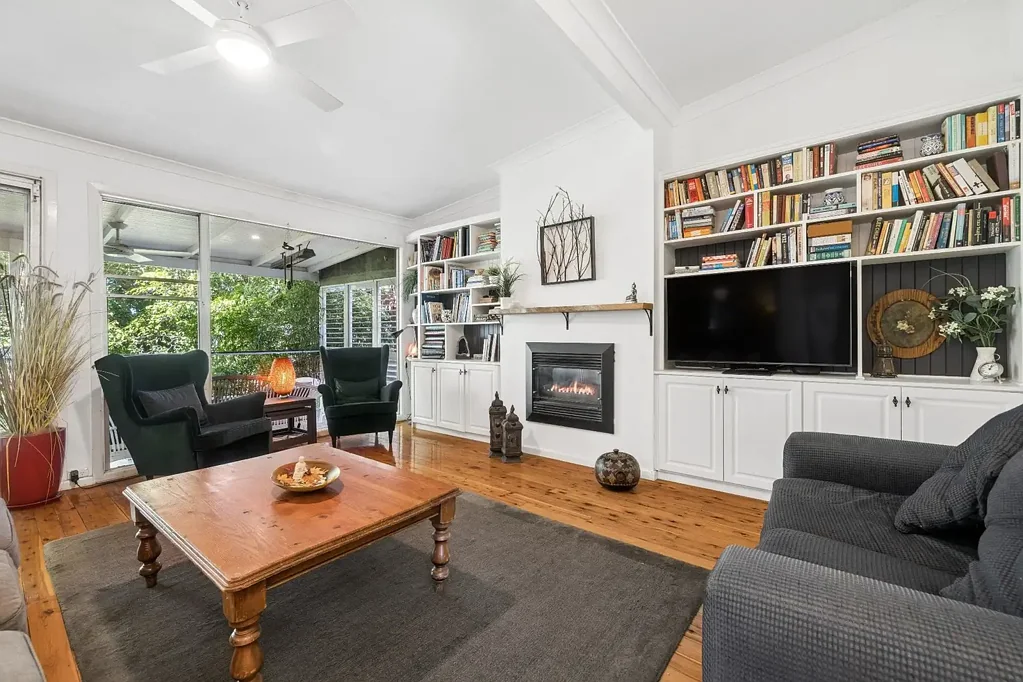 Kirrawee 4Moenga Leafy Kirrawee Escape with Space to Live, Work & Create