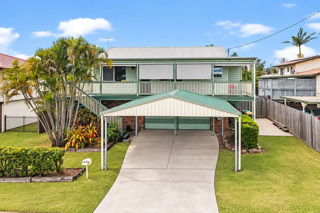Bray Park 3બેડરૂમ Exceptional Entertaining & Four-Car Accommodation on 603m²