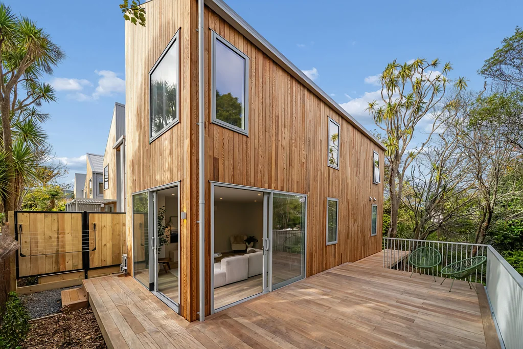 Woburn 3房  Be First to Call It Home.