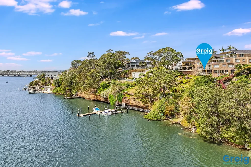 Sylvania 3Kwarto A Rare Opportunity on the Water's Edge
