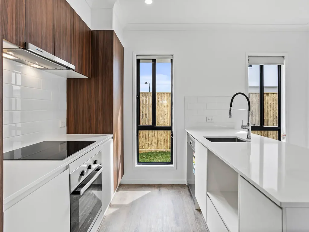 Brand New 3-Bedroom Home in Prime Murrumba Downs Estate