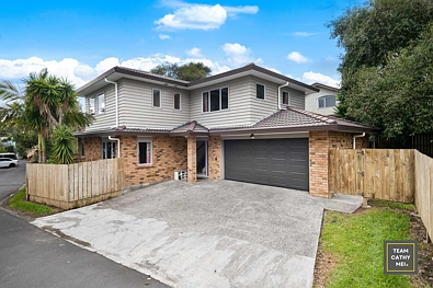 New Lynn 4બેડરૂમ Solid Large Family Home! Two-Master-Ensuite