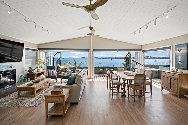 2/62 The Parade, Bucklands Beach, Manukau City