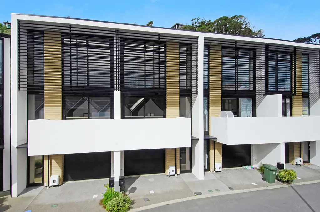 19 Erica Pabst Way, Island Bay, Wellington