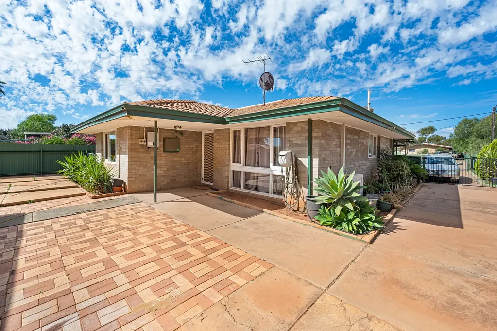 4 Belgravia Place, South Kalgoorlie, WA 6430