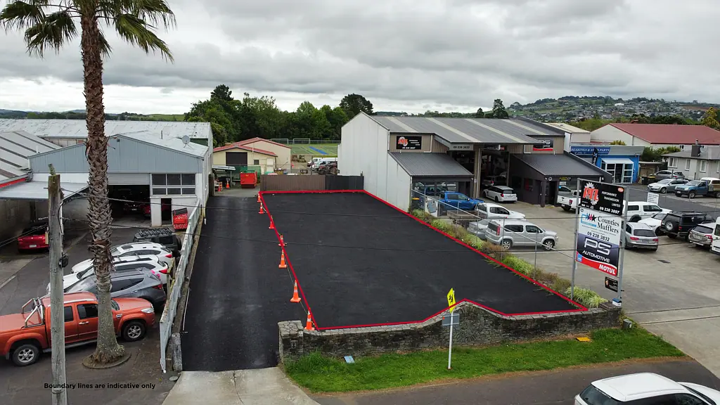 Pukekohe Sealed yard - Central Pukekohe