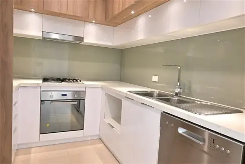 Modern 2-Bedroom, 2-Bathroom Apartment for Rent