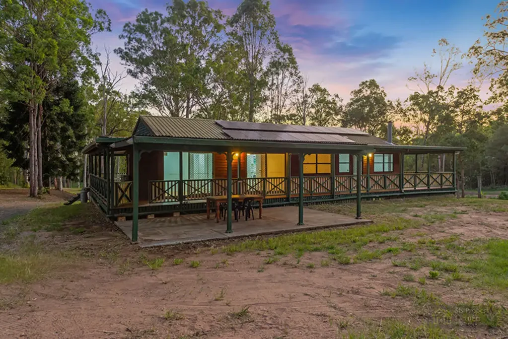 Greenbank 4Phòng ngủ Timber Home on 8.19 acres suitable for Horse & Trucks.