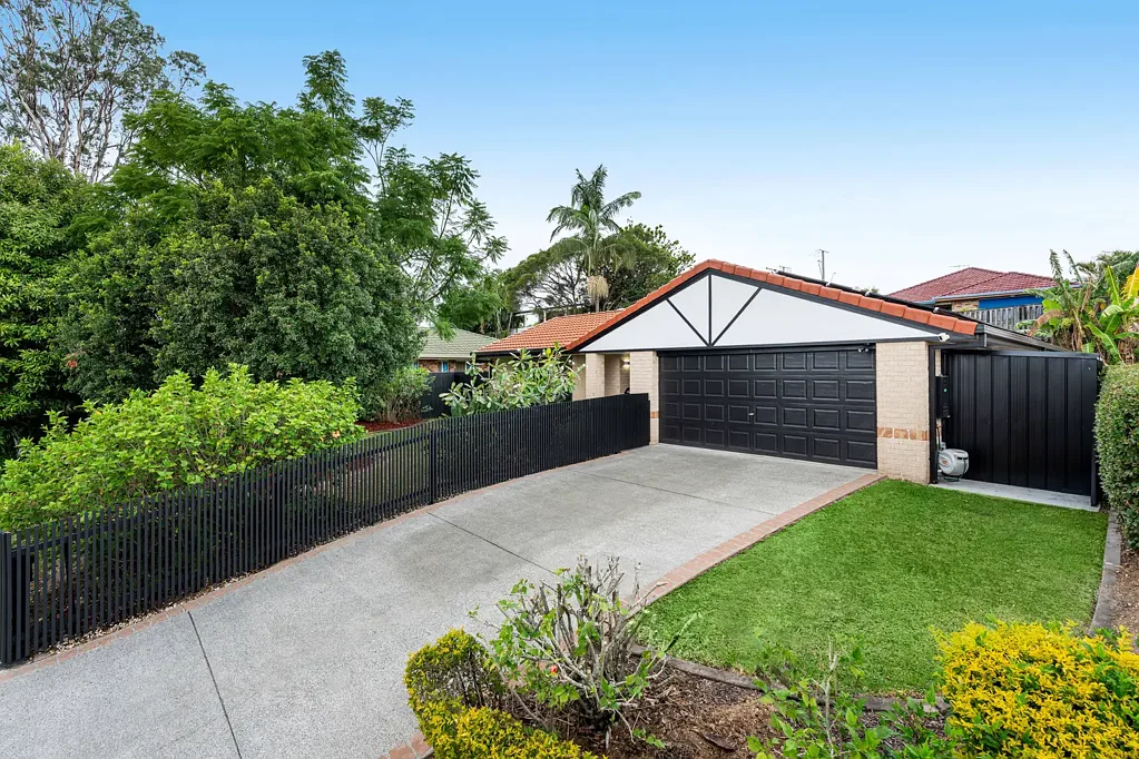 30 Solandra Street, Wynnum West, QLD 4178