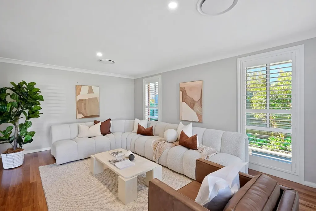 New Lambton Heights 5Habitaciones Luxurious Family Living with Designer Finishes & Bushland Serenity