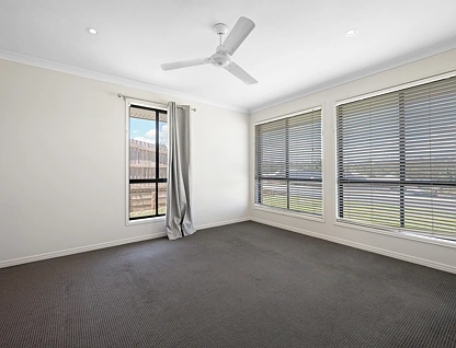 13 Linhow Crescent, Clinton, Fitzroy, 4房, 2浴, House