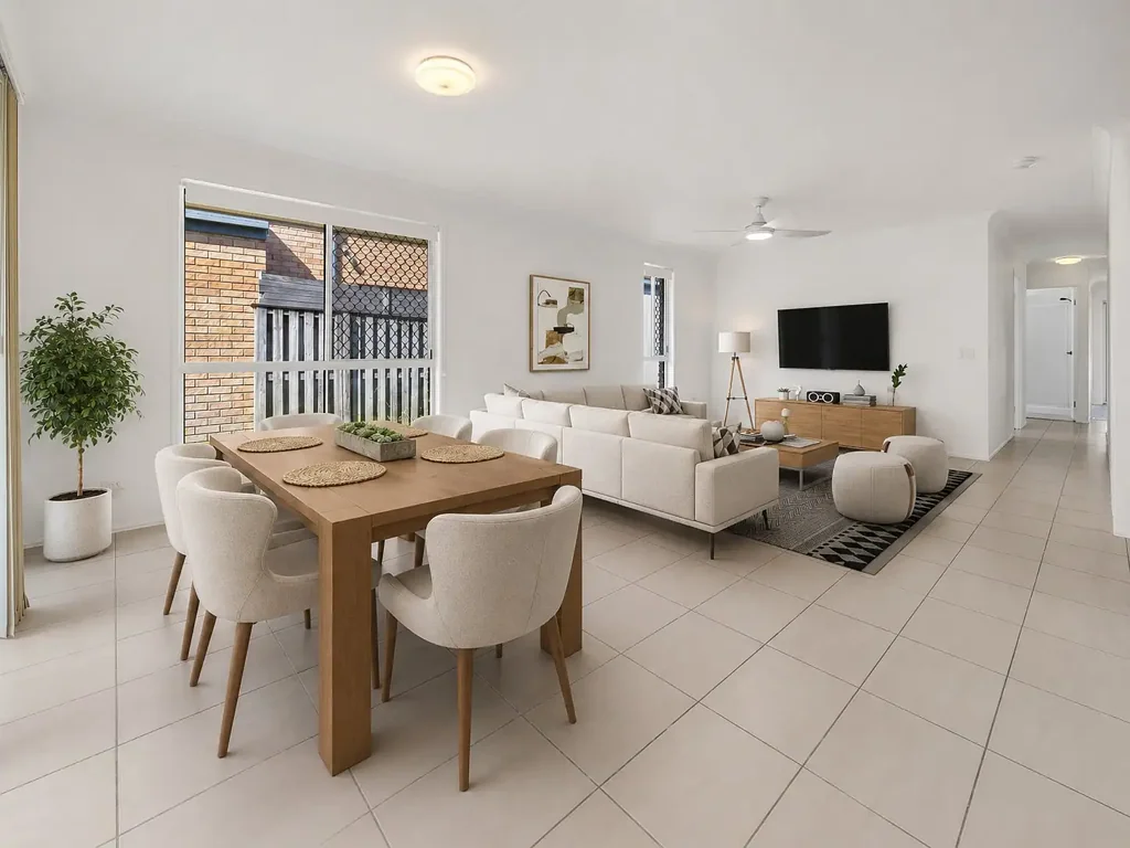 Burleigh Waters 3Zimmer RECENTLY REFURBISHED, NORTH FACING FAMILY HOME READY TO MOVE IN!