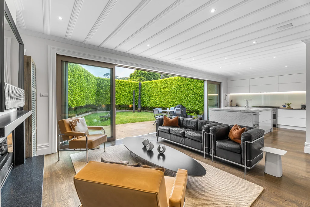 Devonport 3 Bedroom Coastal Charm Meets Contemporary Living