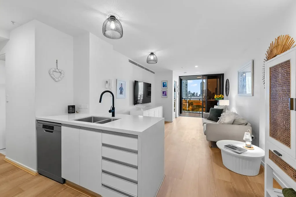 Southport 1房  Stylish Allegra Apartment with Stunning Broadwater Views!