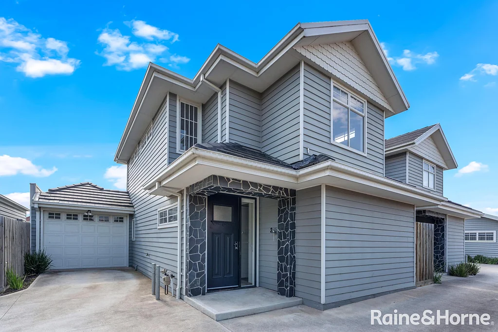 2/48 Mitchells Lane, Sunbury, VIC 3429