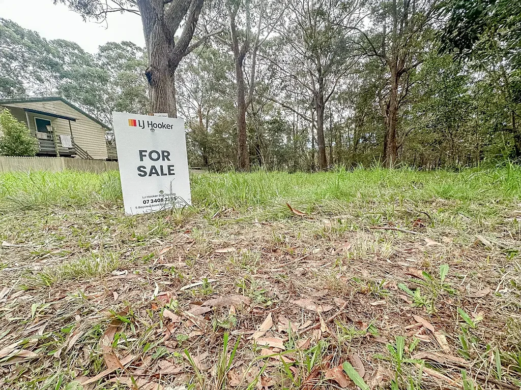 Russell Island Idyllic 587m² Block on North End