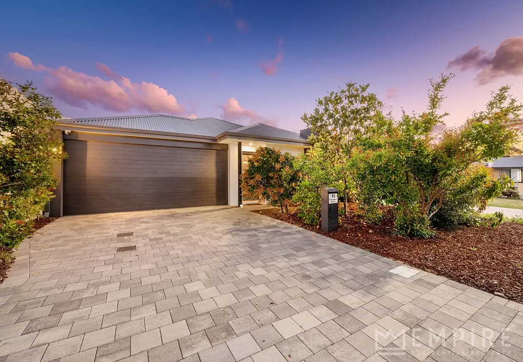 42 Yellowstone Grove, Success, WA 6164