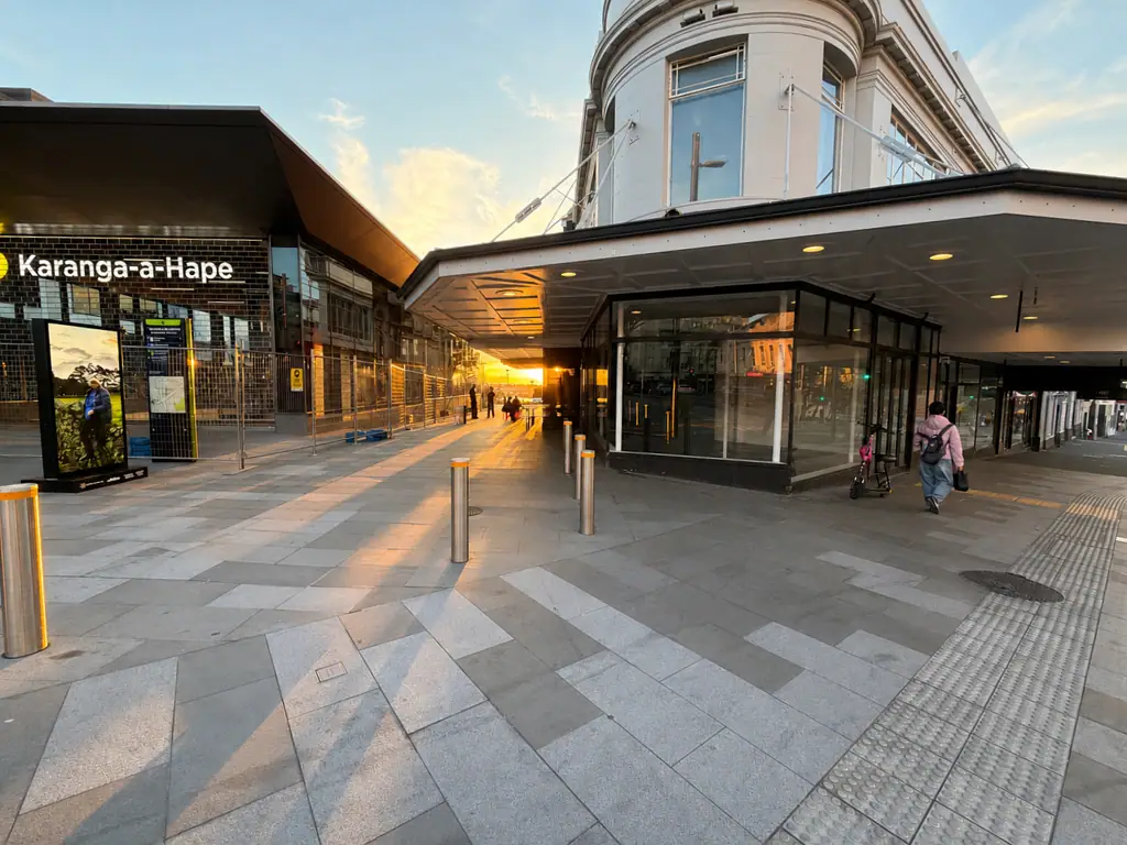 Newton  CHARACTER OFFICE ON CRL DOORSTEP