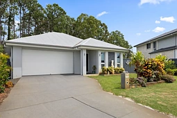 26 Perignon Circuit, Beachmere