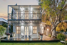 38 Beach Street, Cottesloe