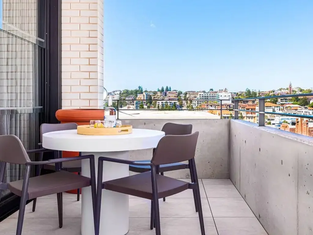 Beachside Living in Coogee I Fully Furnished I Flexible 3–12 Month Lease with Utilities Included