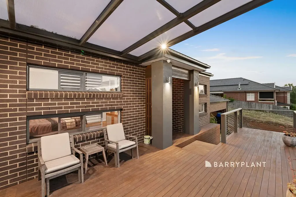 Warragul 4कमरा INVITING ALL OFFERS!