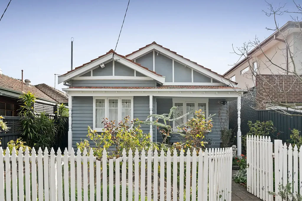 Freestanding Edwardian with an Oversized Backyard