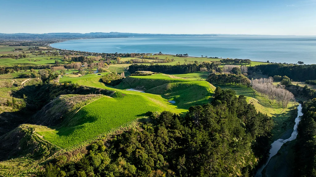 Te Awanga Distinguished Coastal Sovereignty