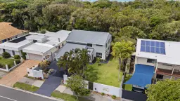 221 Oceanic Drive, Bokarina