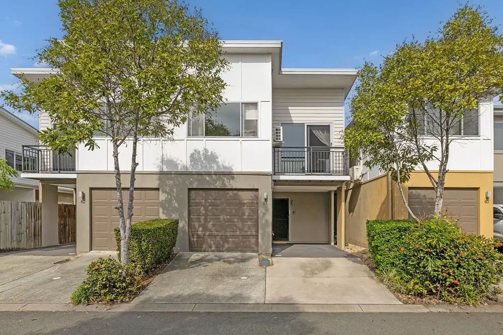 Carseldine 4房  Townhouse Living with an Exclusive Solar Advantage