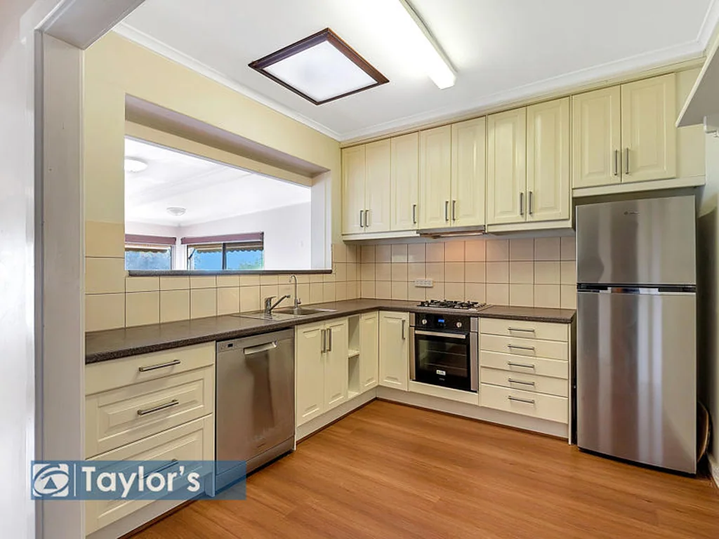 27 Rialto Avenue, Para Hills, SA 5096