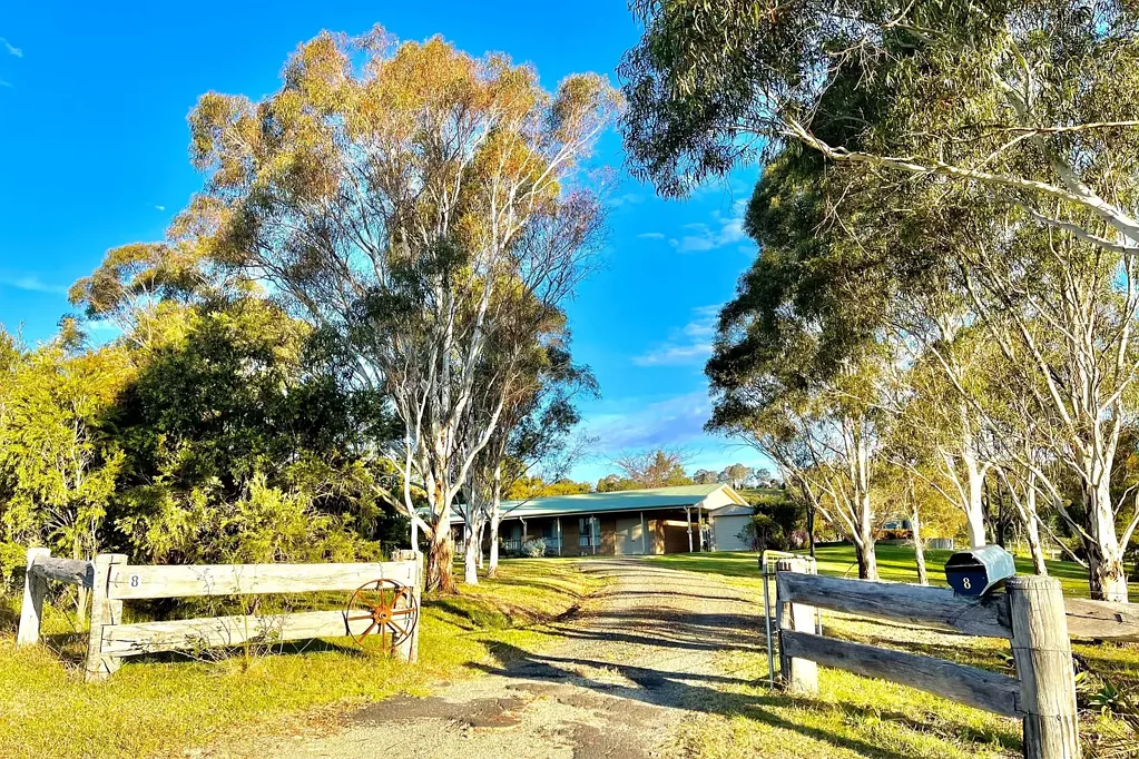 Peaceful Acreage Living – 4-Bedroom Home in Moruya