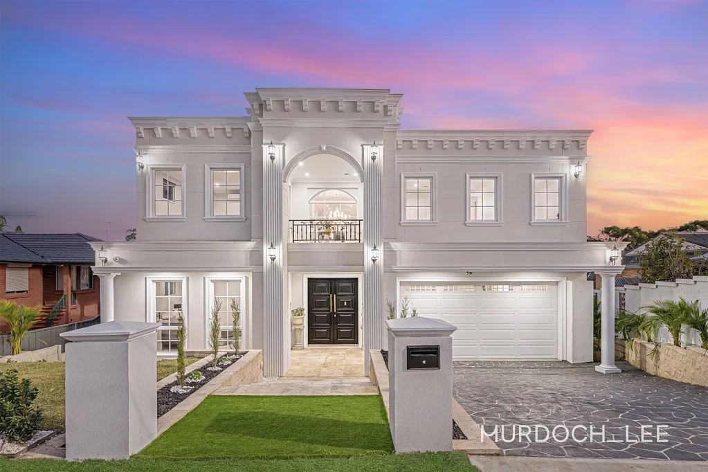 Baulkham Hills 6chambre Grand French Provincial Masterpiece of Luxury, Scale & Sophistication!