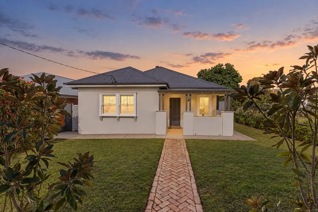 Turvey Park 4ਬੈੱਡਰੂਮ A STANDOUT TURVEY PARK RESIDENCE
