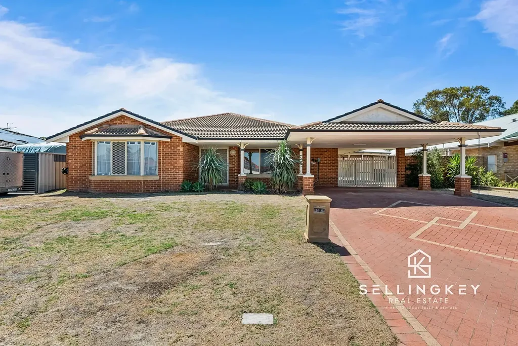 12 BROWALLIA CLOSE, Canning Vale, WA 6155