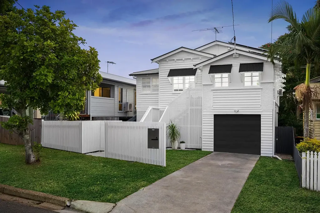 8 Kismet Street, Camp Hill, QLD 4152