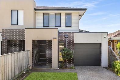 Clayton South 4Kwarto Spacious Four-Bedroom Family Home with 28sq Internal on 303sqm Land