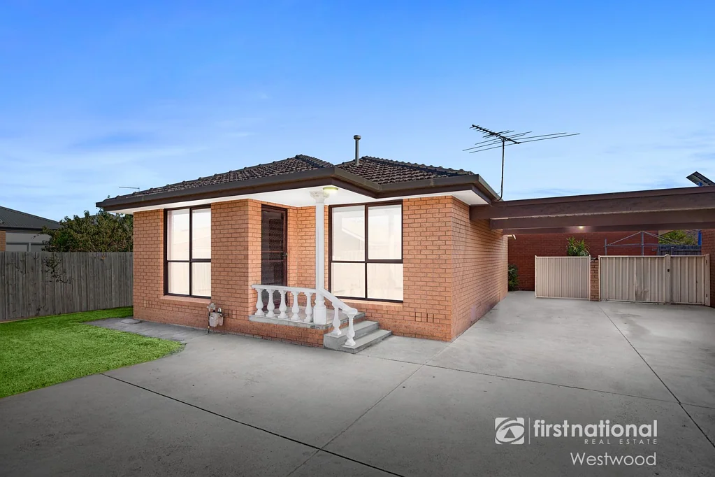 3/7 Deutgam Street, Werribee, VIC 3030