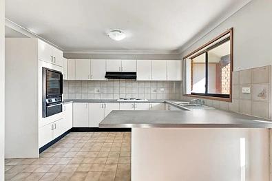 4/25 Goodenough Street, Glenfield, NSW 2167, 2 slaapkamers, 1 badkamers, House