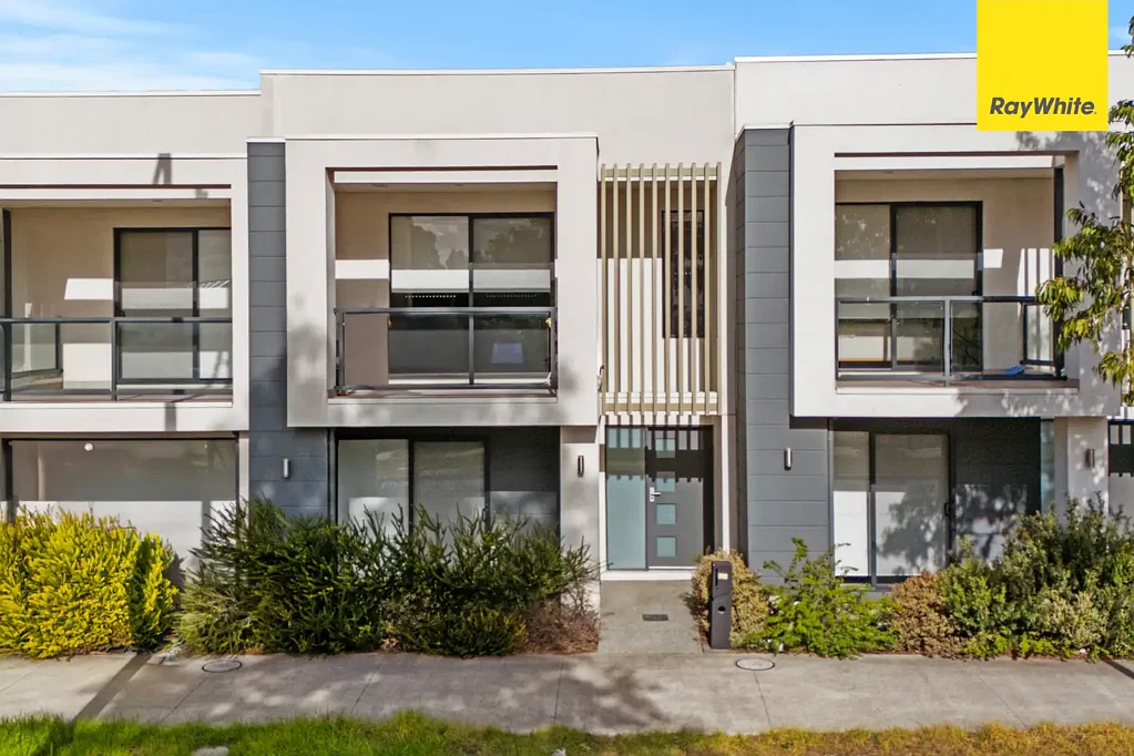 Williams Landing 3chambre Stylish Double-Storey Living in Prime Williams Landing Location
