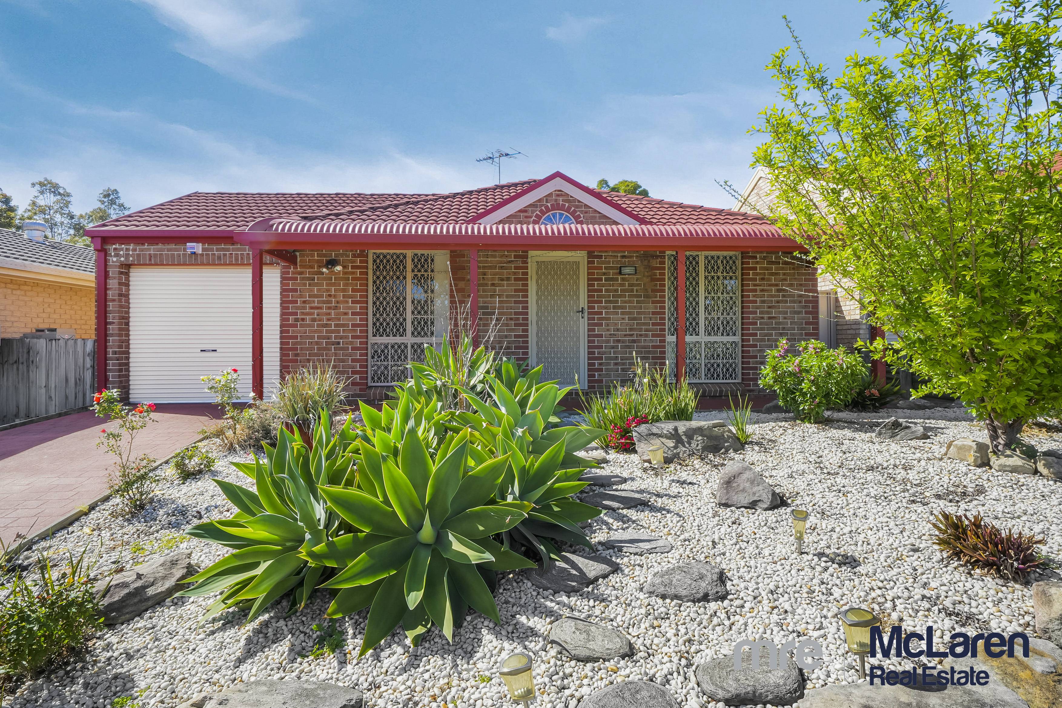 24 GARDINER ST, MINTO NSW 2566, 0 habitaciones, 0 baños, House