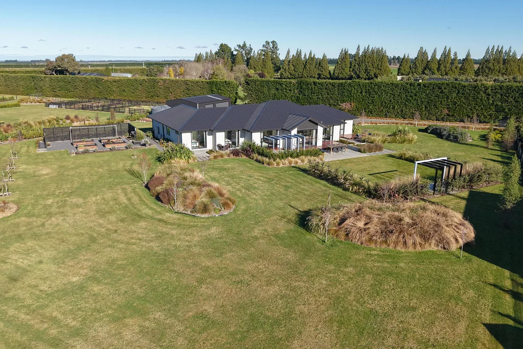 Darfield Executive lifestyle living at its finest