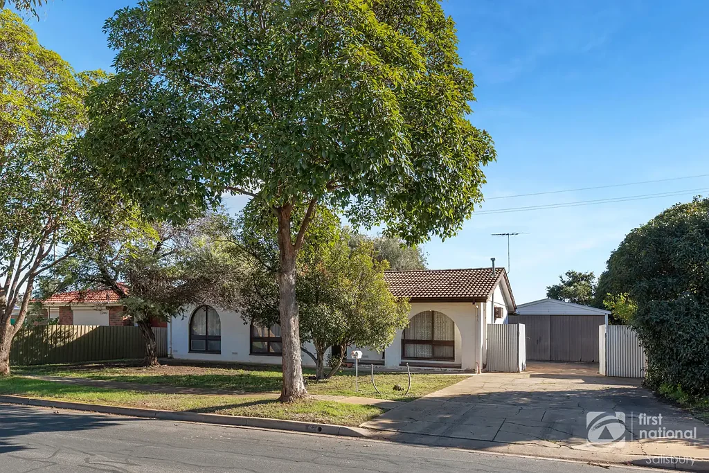 Salisbury North 3Zimmer A RENOVATOR'S DELIGHT WITH DEVELOPMENT POTENTIAL (STCC)!