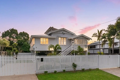 Railway Estate 3房  Character, Comfort and Resort-Style Living