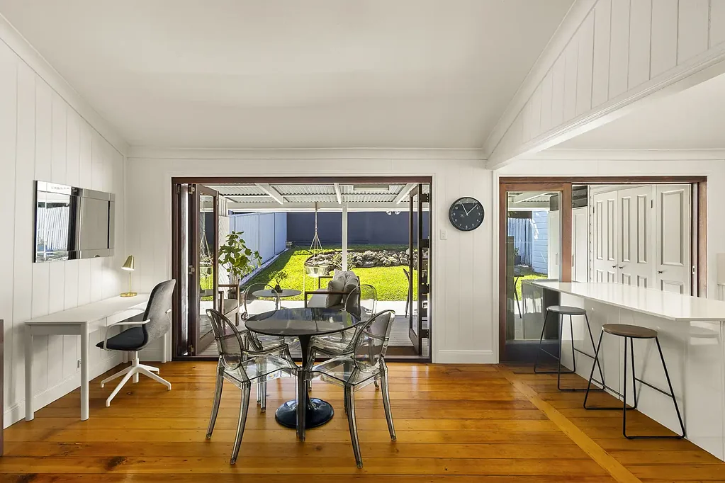 New Farm 2બેડરૂમ At the heart of the home is the most charming cottage in New Farm.