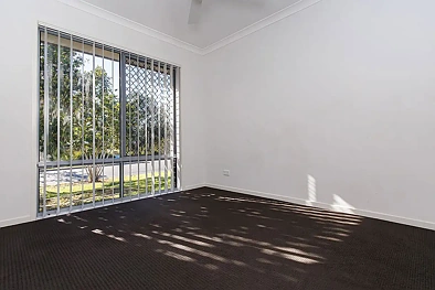 Kwarto - Address Withheld, Logan Reserve, QLD 4133