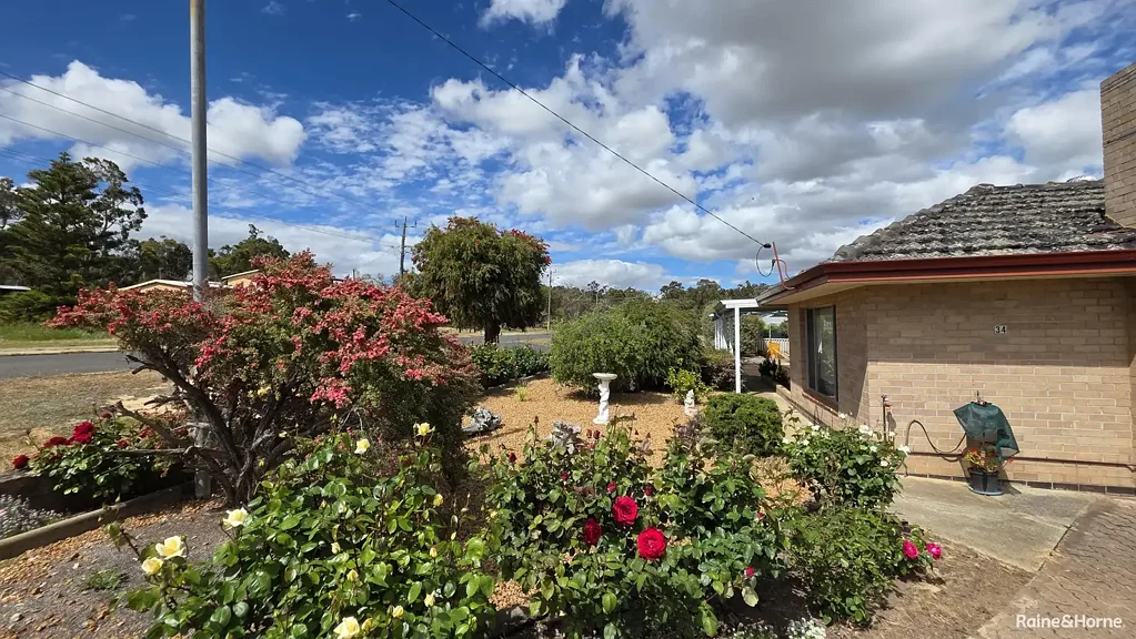 34 Newstead Road, Kojonup, WA 6395