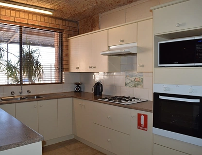 Lot 7 Wedgetail Crescent, Coober Pedy, Outback, 3 Bedrooms, 2 Bathrooms, House